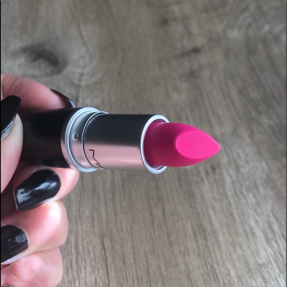 MAC Cosmetics Candy Yum-Yum - Picture 3 of 8